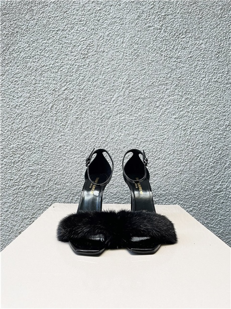 Bea Vizon Kürklü Topuklu Sandalet