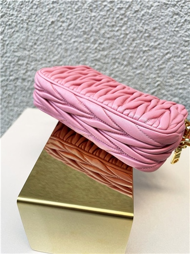 Miu Miu Pink Leather Wristlet Pouch Çanta
